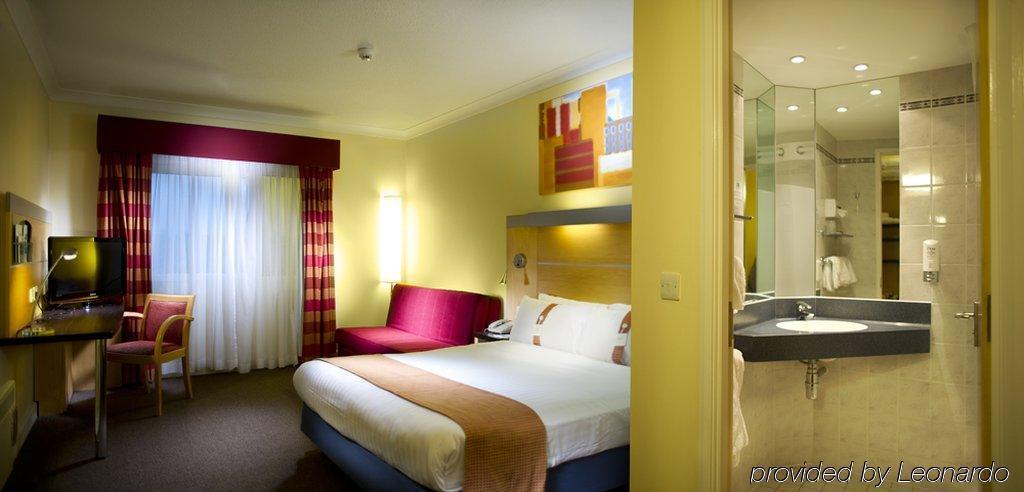 Holiday Inn Express, Chester Racecourse By Ihg Exterior photo