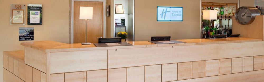 Holiday Inn Express, Chester Racecourse By Ihg Exterior photo